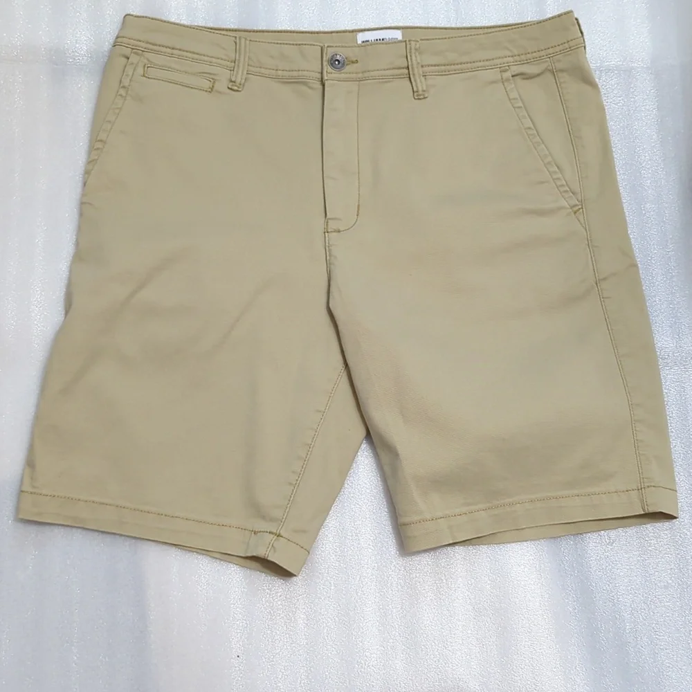 Men's WilliamRast Khaki Color Shorts Size 36 - Picture 1 of 7